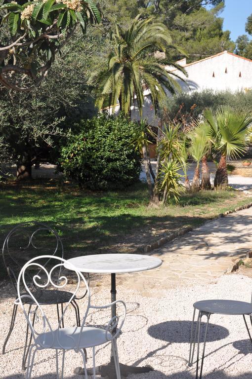 Du Cote De Chez Soi Hotel La Ciotat Cameră foto